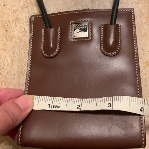 Vintage mini Dooney Bourke handbag in great condition. - Picture 7 of 9